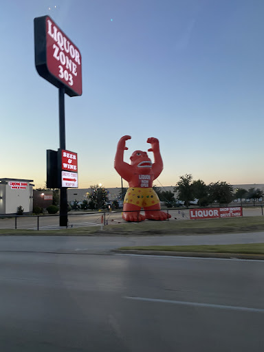 Liquor Store «Liquor Zone», reviews and photos, 3004 E Pioneer Pkwy #200, Arlington, TX 76010, USA