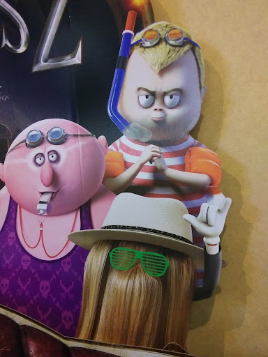 Movie Theater «AMC Showplace Village Crossing 18», reviews and photos, 7000 Carpenter Rd, Skokie, IL 60077, USA