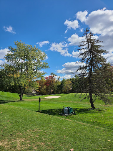 Golf Course «Clover Hill Golf Course», reviews and photos, 2200 Reis Run Rd, Pittsburgh, PA 15237, USA