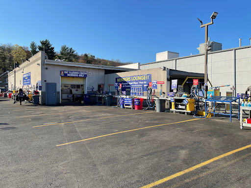 Russell Speeder's Car Wash en Bedford Hills