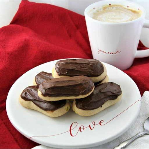 Market «Kickshaws Downtown Market», reviews and photos, 101 William St, Fredericksburg, VA 22401, USA