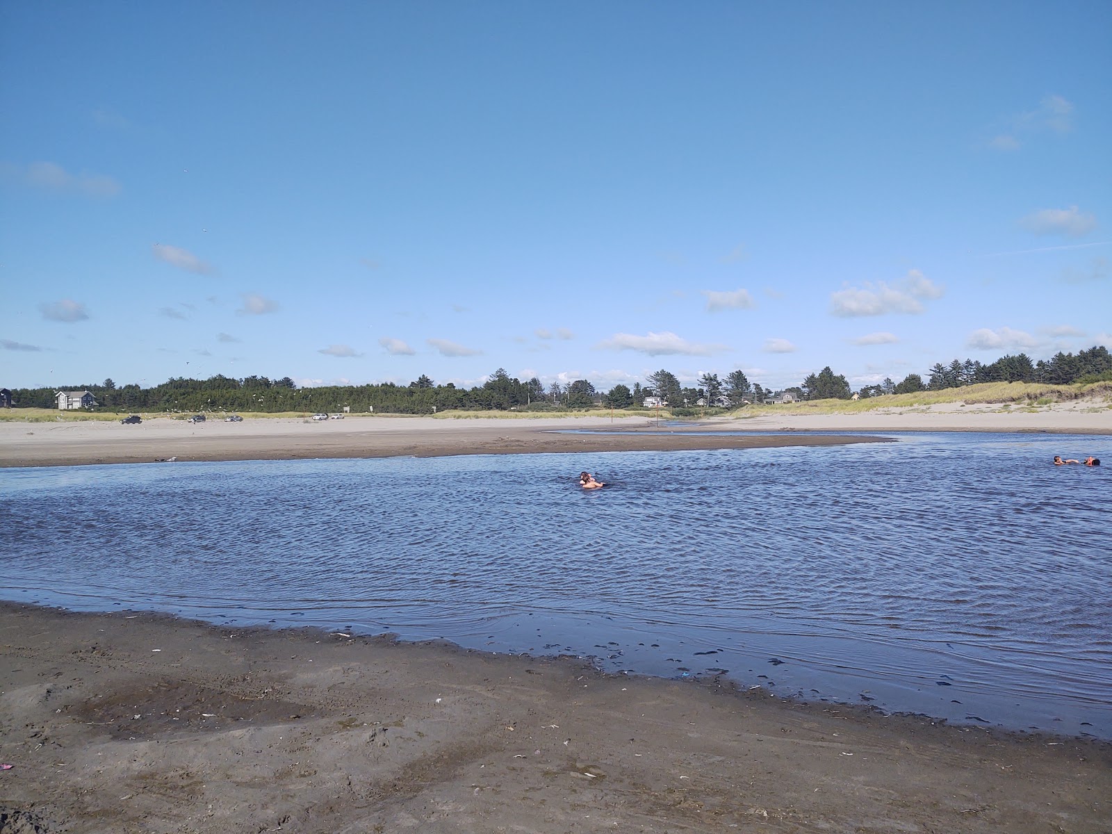 Foto de Ocean Park beach con recta y larga