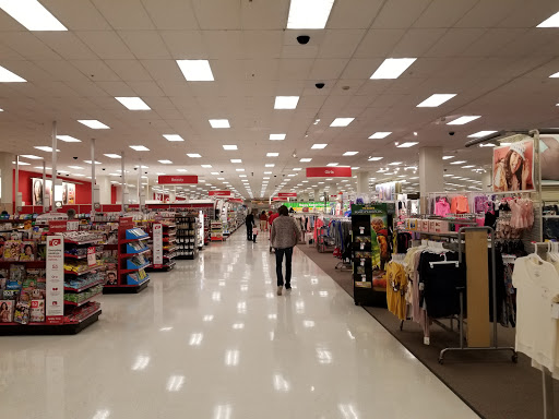 Department Store «Target», reviews and photos, 900 Metropolitan Ave #2, Charlotte, NC 28204, USA