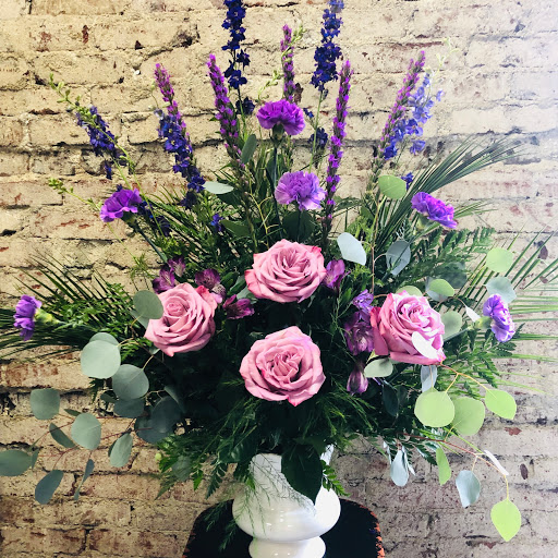 Florist «The Rosebud Flowers», reviews and photos, 501 Main St, Beech Grove, IN 46107, USA