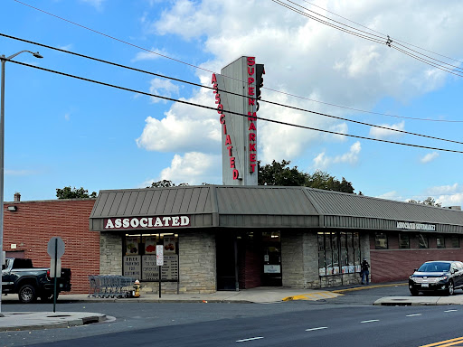 Associated Supermarket, 160 N Long Beach Rd, Rockville Centre, NY 11570, USA, 
