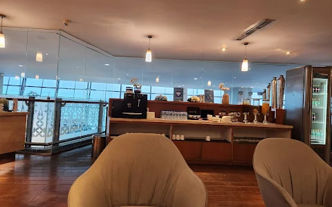 Garuda Executive Lounge image