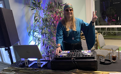 Gold Coast Female DJ