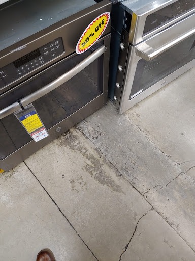 Appliance Store «Sears Outlet», reviews and photos, 2401 S Vineyard Ave, Ontario, CA 91761, USA