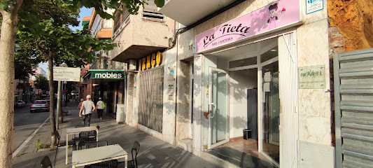 La Tieta Bar-Cafeteria - Av. de Jaume I, 77, 08100 Mollet del Vallès, Barcelona, Spain