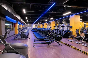 Gimnasio Smart Fit - Los Próceres image