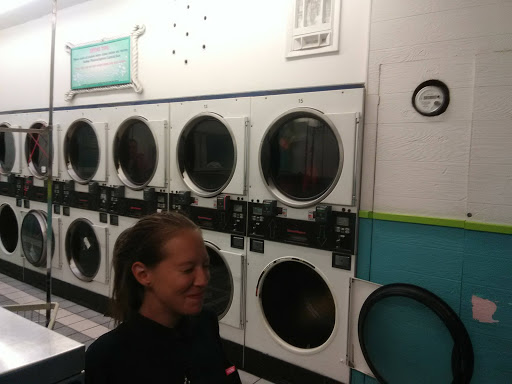 Laundromat «Bubble Beach Laundry», reviews and photos, 2633 Main St, Santa Monica, CA 90405, USA