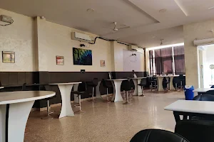 Food Master- Best restaurant in Noida 63 for dine in image