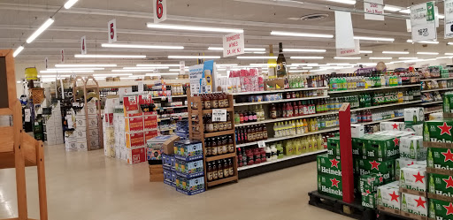 Liquor Store «Circus Wines Beer & Spirits», reviews and photos, 56 Newman Springs Rd, Red Bank, NJ 07701, USA