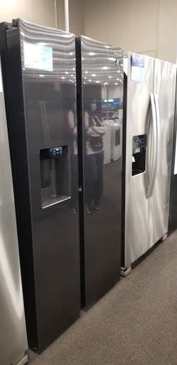 Electronics Store «Best Buy», reviews and photos, 3351 Mall Loop Dr, Joliet, IL 60431, USA