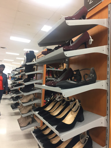 Department Store «T.J. Maxx», reviews and photos, 100 Mountaineer Dr, Stroudsburg, PA 18360, USA