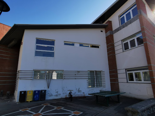 Colegio de Educación Infantil y Primaria de Aduna, Institución educativa pública en Aduna,Gipuzkoa