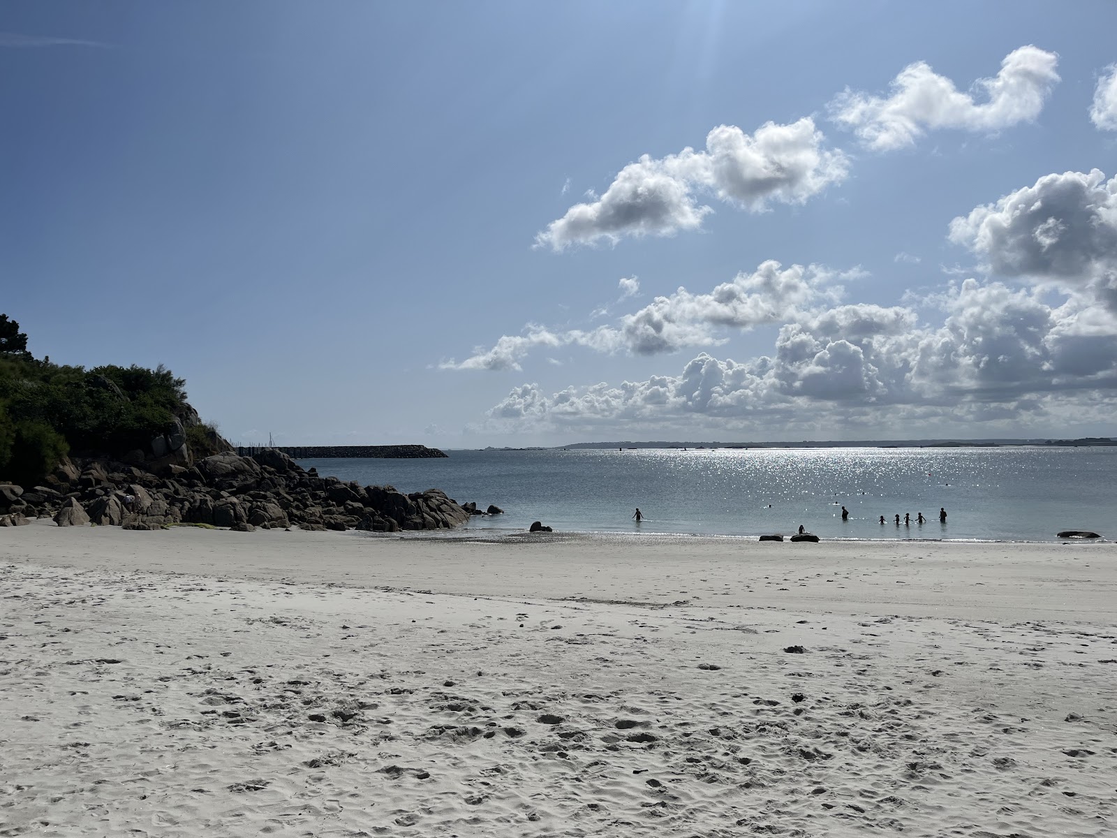 Plage du Traon Erc'h'in fotoğrafı imkanlar alanı