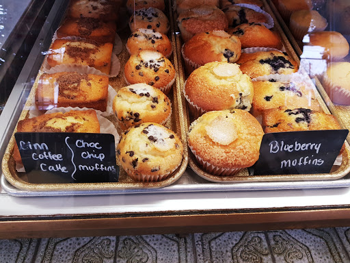 Bakery «Antoines Pastry Shop», reviews and photos, 317 Watertown St, Newton, MA 02458, USA