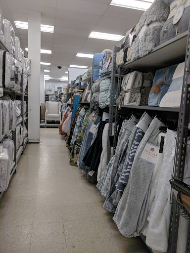 Home Goods Store «Tuesday Morning», reviews and photos, 975 Savannah Hwy, Charleston, SC 29407, USA