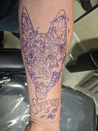 Tattoo Shop «Calaveras Tattoo Studio», reviews and photos, 1510 S Fort Hood St, Killeen, TX 76542, USA