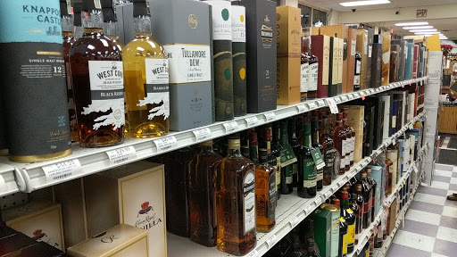 Liquor Store «Riverside Liquors», reviews and photos, 1299 Riverbend Way # A, Frederick, MD 21701, USA