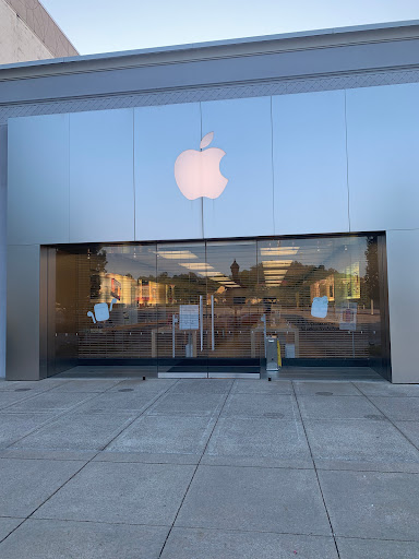 Shopping Mall «The Summit Birmingham», reviews and photos, 214 Summit Blvd #150, Birmingham, AL 35243, USA