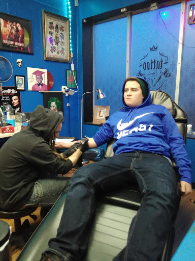 Tattoo Shop «Celebrity Tattoos», reviews and photos, 9520 Highland Rd, White Lake, MI 48386, USA