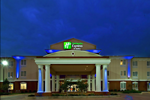 Holiday Inn Express & Suites Snyder, an IHG Hotel image