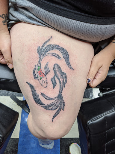 Tattoo Shop «Artistry In Motion», reviews and photos, 230 E Walnut St, North Vernon, IN 47265, USA