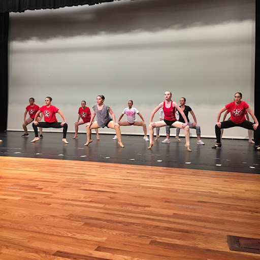 Dance School «Spotlight Dance Center», reviews and photos, 7751 Kingspointe Pkwy #102, Orlando, FL 32819, USA