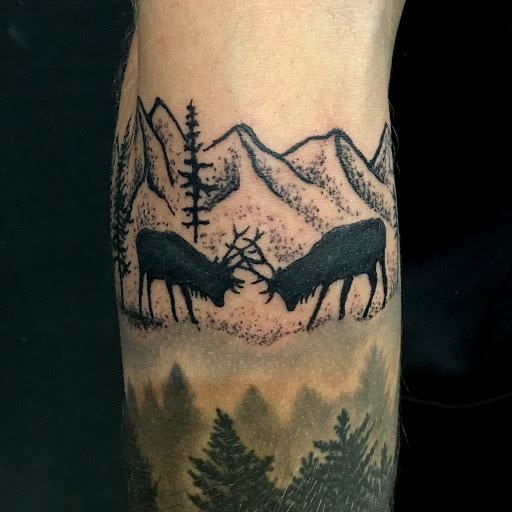Tattoo Shop «PermaGrafix Tattoo», reviews and photos, 2217 Santiam Hwy SE, Albany, OR 97322, USA