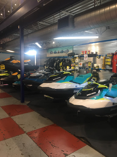 Motorcycle Dealer «RideNow Powersports Phoenix», reviews and photos, 17202 N Cave Creek Rd, Phoenix, AZ 85032, USA