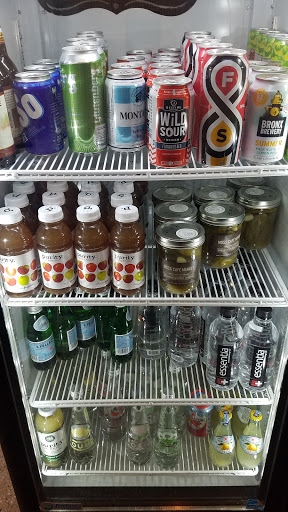 New American Restaurant «Moss Café», reviews and photos, 3260 Johnson Ave, Bronx, NY 10463, USA