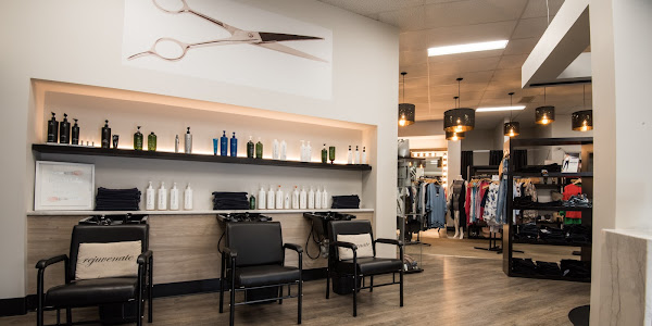 Paramount DaySpa Salon Boutique