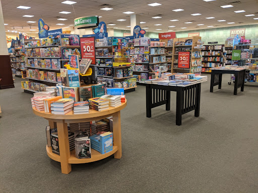 Book Store «Barnes & Noble», reviews and photos, 5301 Belt Line Rd #118, Dallas, TX 75254, USA