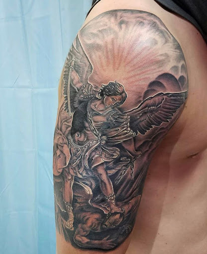 Explore snake tattoo ideas for females, creative tattoo ideas in Orlando, available at Full Circle Tattoo Collective