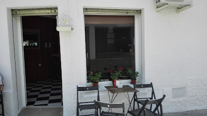 Café - Bar La Taquilla - C. San Juan, 11190 Benalup-Casas Viejas, Cádiz, Spain