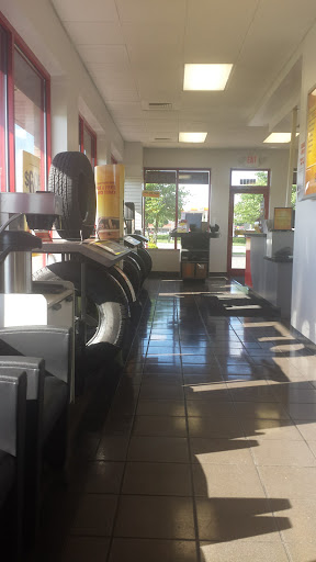 Tire Shop «Tires Plus», reviews and photos, 13580 McLearen Rd, Herndon, VA 20171, USA