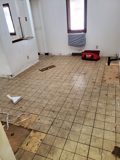 Handyman «Done Done Services LC», reviews and photos, 5001 J St SW b, Cedar Rapids, IA 52404, USA