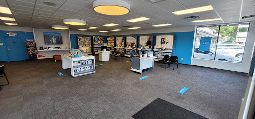 Cell Phone Store «AT&T Authorized Retailer», reviews and photos, 630 Gallivan Blvd, Dorchester, MA 02124, USA