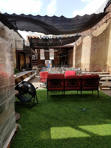 Brewpub «Intrinsic Smokehouse and Brewery», reviews and photos, 509 W State St, Garland, TX 75040, USA