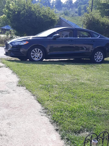 Auto Body Shop «Moss Body Shop Inc», reviews and photos, 465 N Louisiana Ave, Asheville, NC 28806, USA