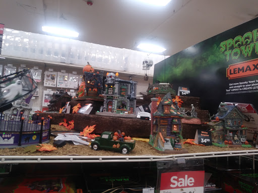 Craft Store «Michaels», reviews and photos, 2041 Dr Martin Luther King Jr Pkwy, Chico, CA 95928, USA