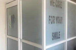 Hundal Dental Care, Kota image