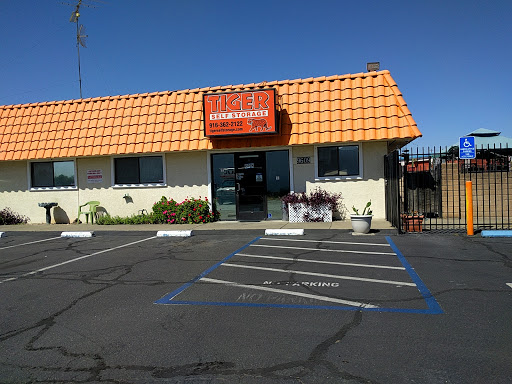 Self-Storage Facility «Tiger Self Storage», reviews and photos, 9609 Oates Dr, Sacramento, CA 95827, USA