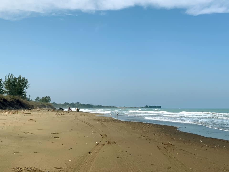 Foto de Playa Chalchihuecan con arena beige superficie