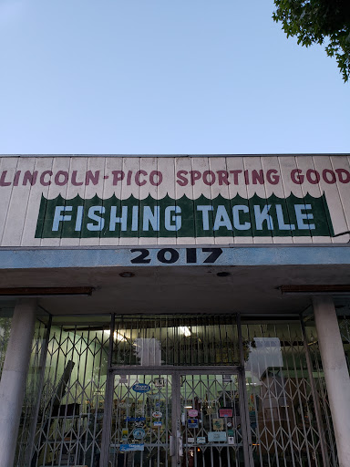 Sporting Goods Store «Lincoln-Pico Sporting Goods», reviews and photos, 2017 Lincoln Blvd, Santa Monica, CA 90405, USA