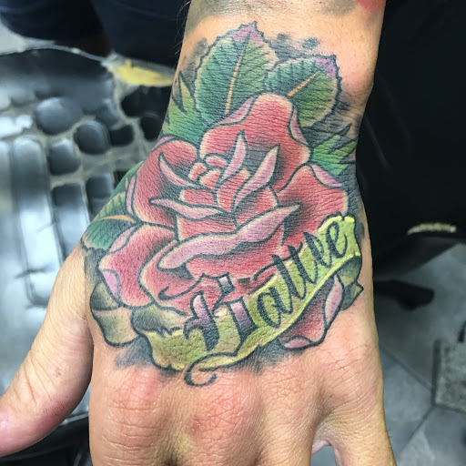 Tattoo Shop «Progressive Tattoo», reviews and photos, 123 Sunrise Hwy, Lindenhurst, NY 11757, USA