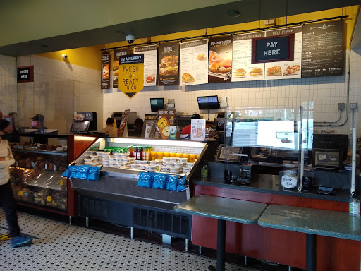 Shopping Mall «Shops On Lake Avenue», reviews and photos, 345 S Lake Ave, Pasadena, CA 91101, USA