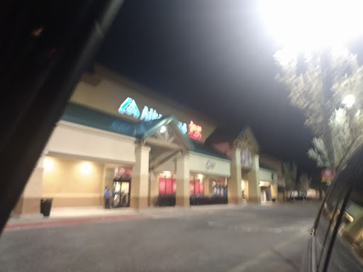 Grocery Store «Albertsons», reviews and photos, 25691 SE Stark St, Troutdale, OR 97060, USA